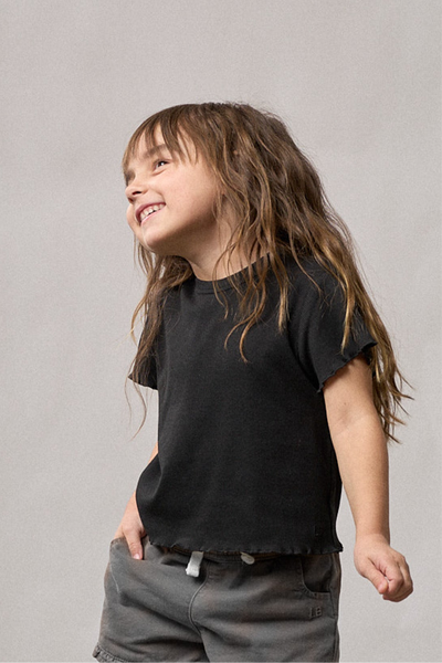 Ribbed Lettuce Trim Tee - Black