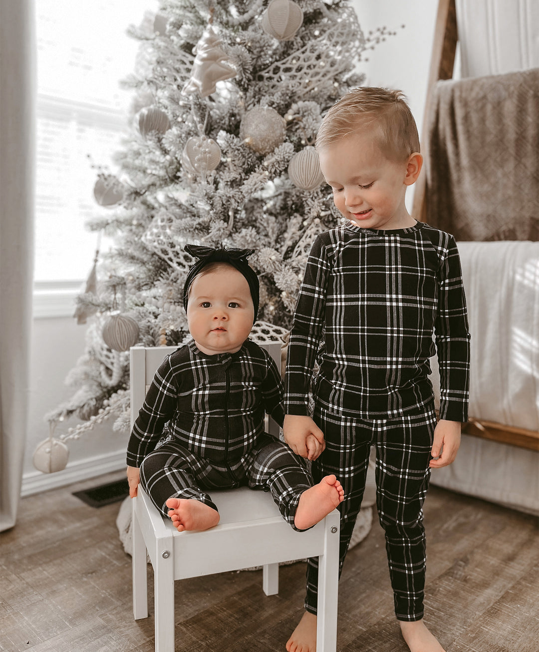 Black and white plaid baby pajamas sale